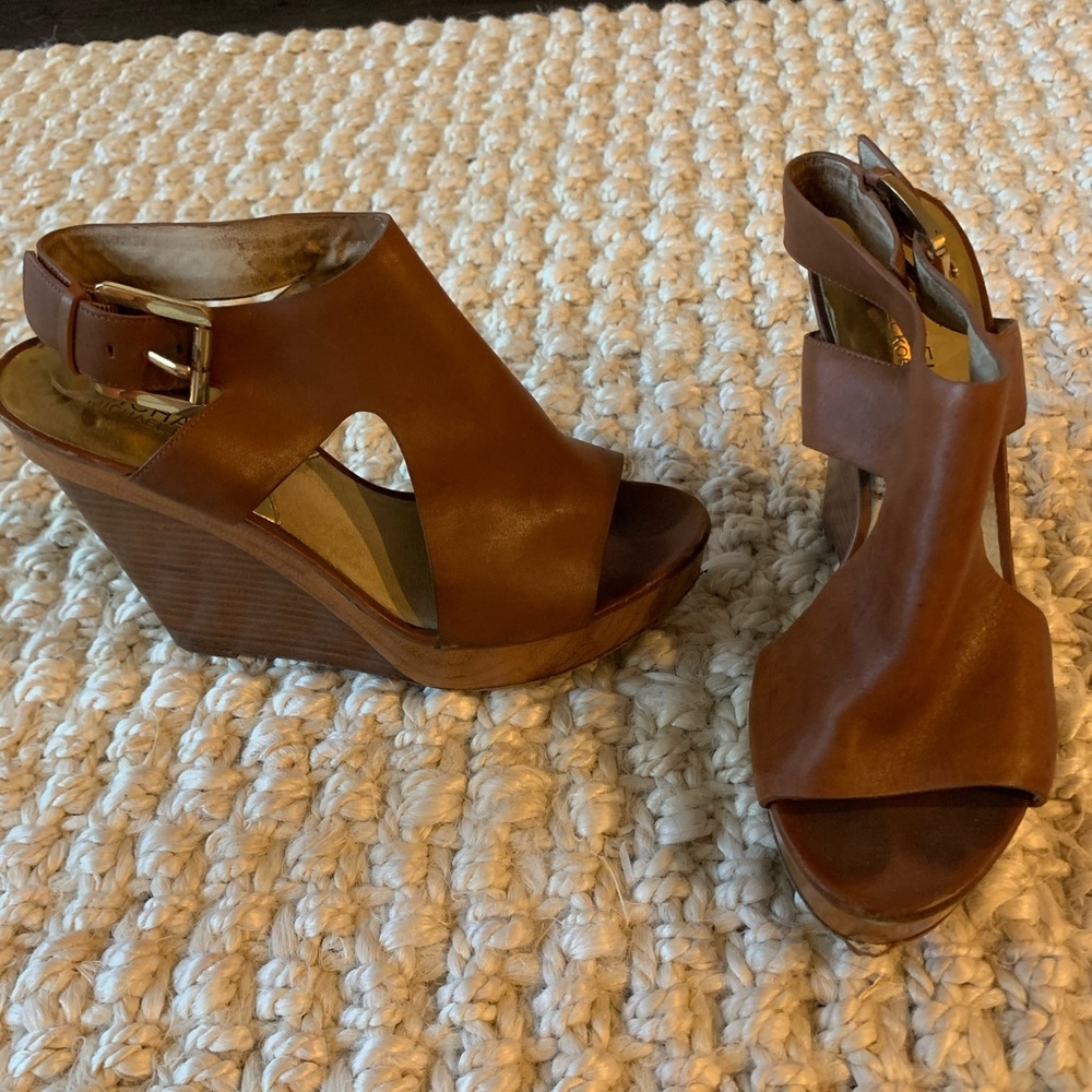 Michael kors wedges 7.5